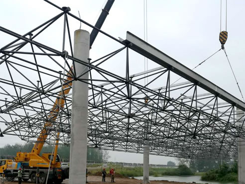 網架加工鋼結構損壞的原因及加固技術... 網架加工鋼結構損壞的原因及加固技術...